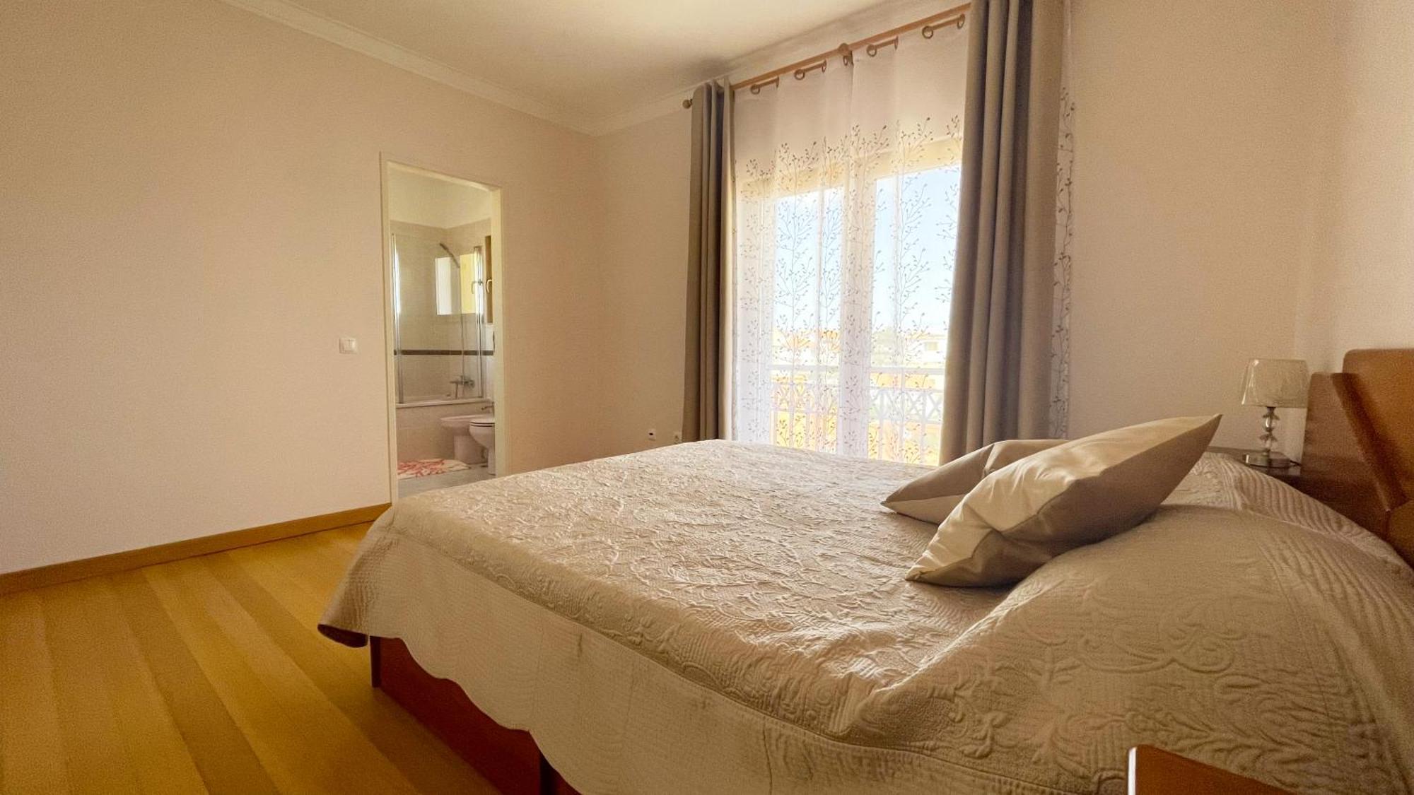Lolik Villa Sobreda Bagian luar foto